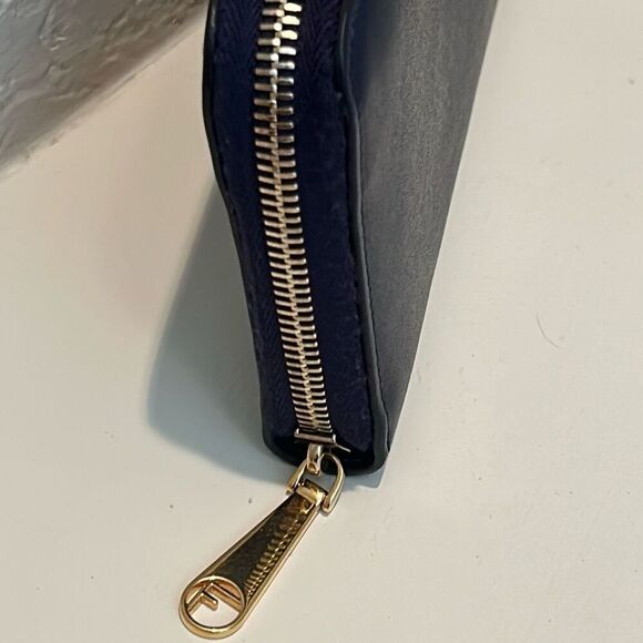 Fendi Zip Around Continental Long Wallet Dark Blue Leather Luxury Minimalist - Picture 8 of 14